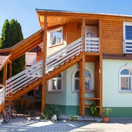 Apartment Tuende